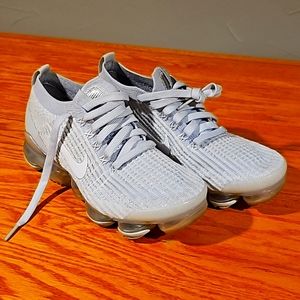 Ladies Vapormax fly knit Grey